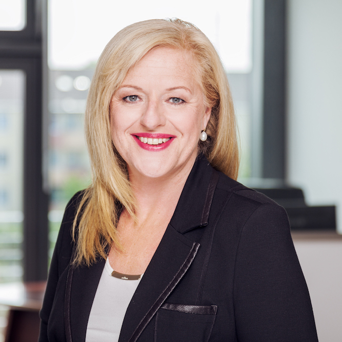 Elke Schmitz, Foto: Tilman Schenk Elke Schmitz, Foto: Tilman Schenk